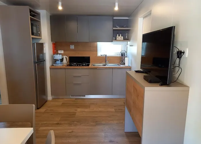 Mobile Agava 2 Biograd Na Moru